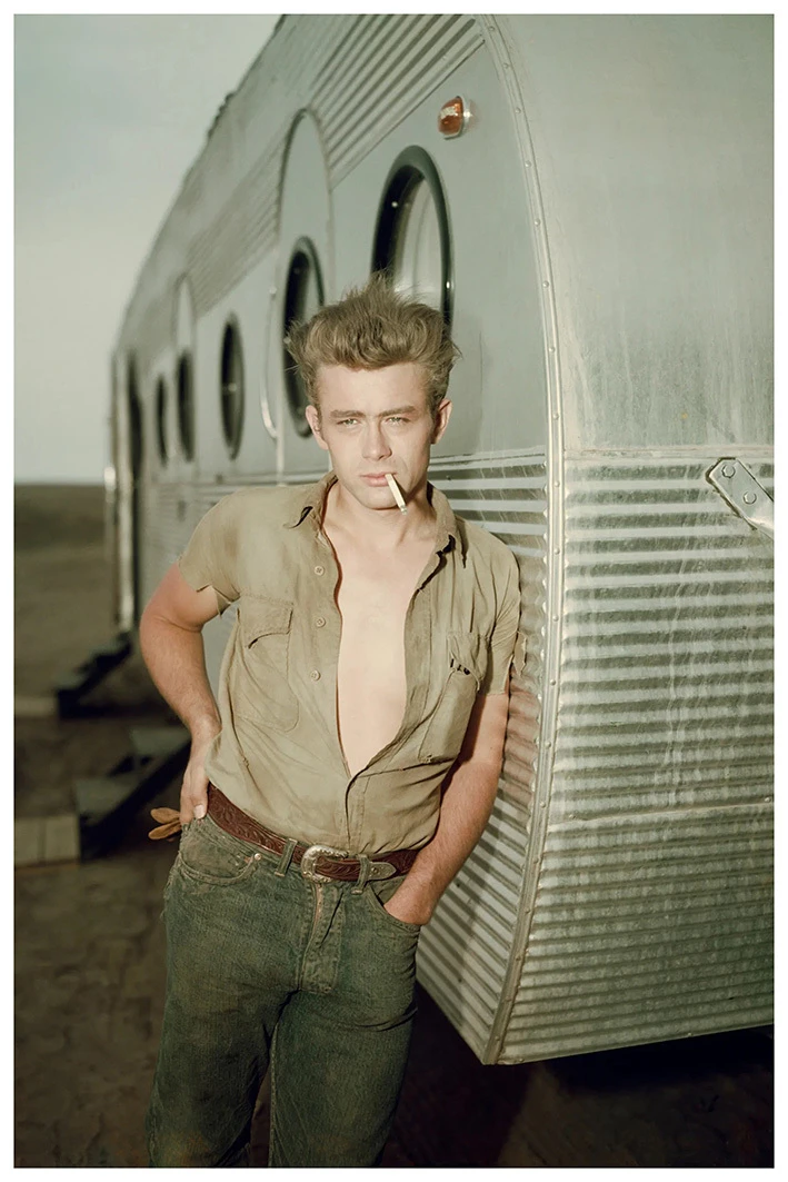 Portraits (B&W) - James Dean Caravan
