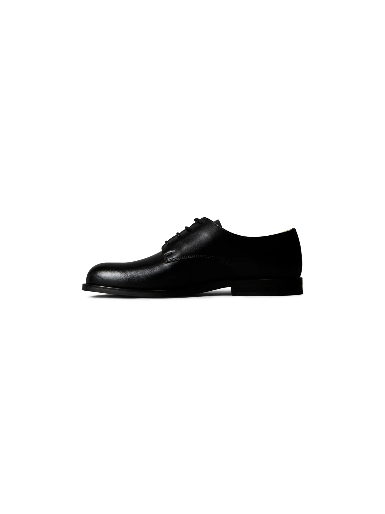 Smooth Leather Round Toe Derby Shoes Image