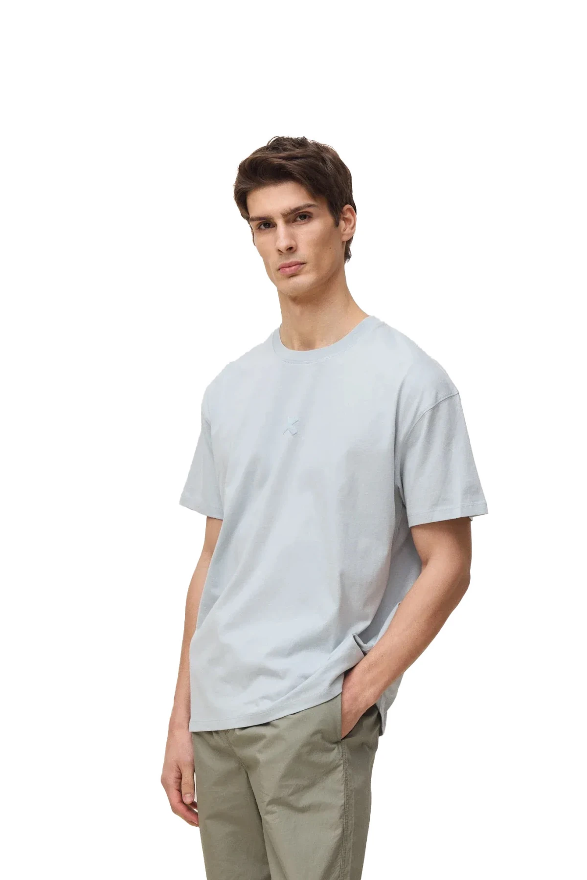 Frost Bonfire Crewneck Short Sleeve T-shirt with Embroidered Detailing