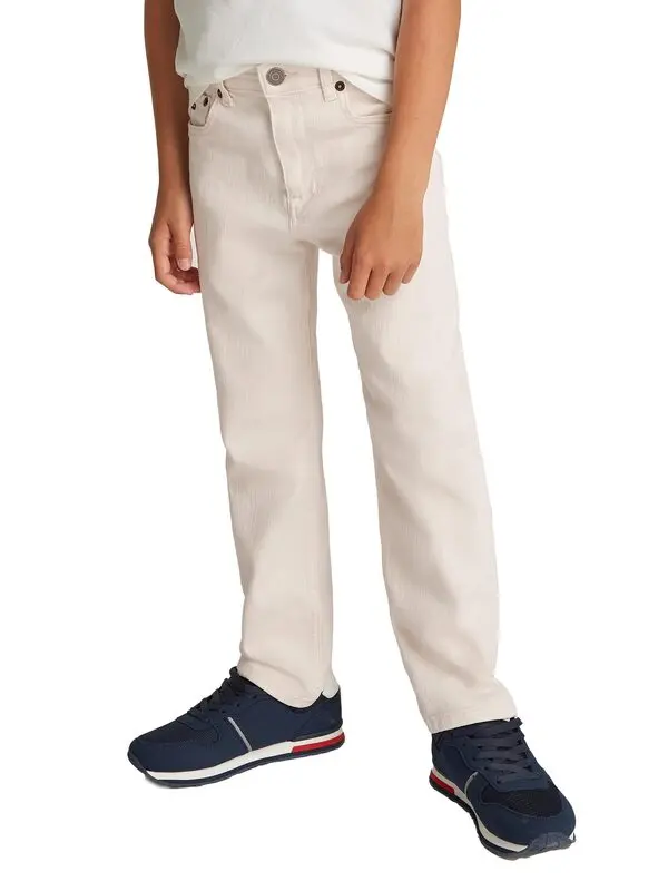 Relaxed Skater Jeans