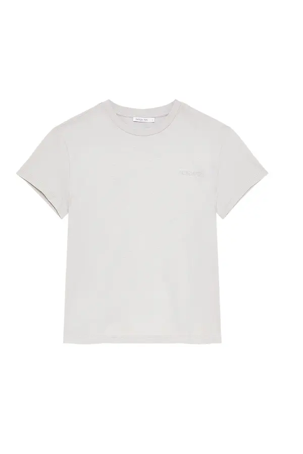 Short-sleeve T-shirt