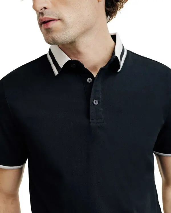 Polos