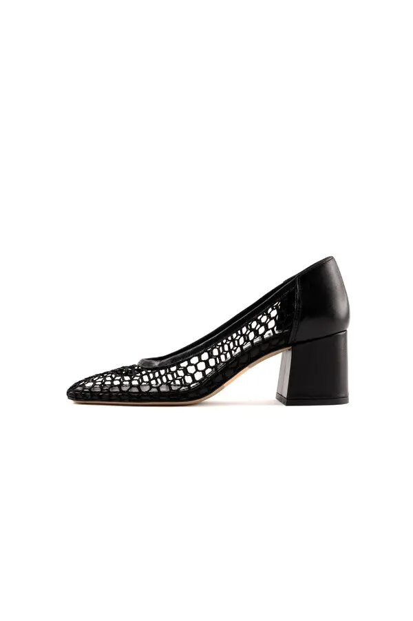 WOMAN'S SANDALS