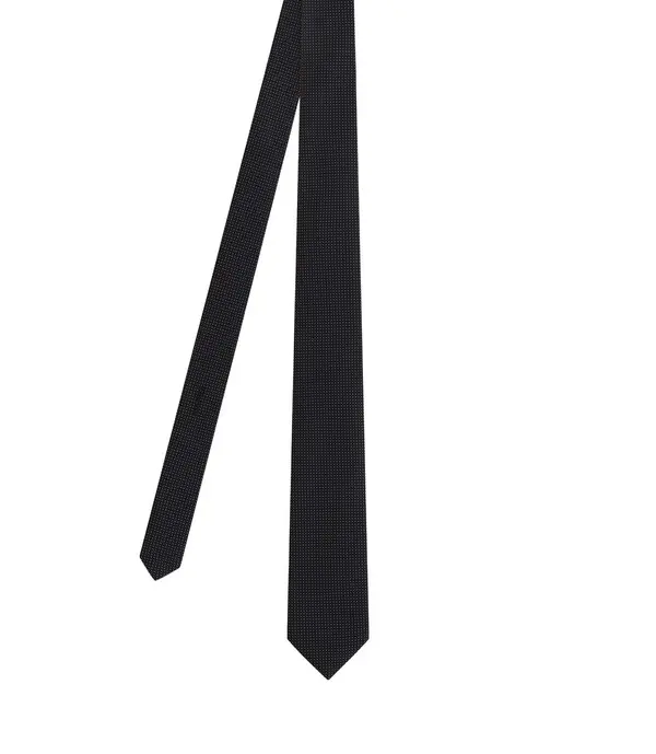 Dotty tie