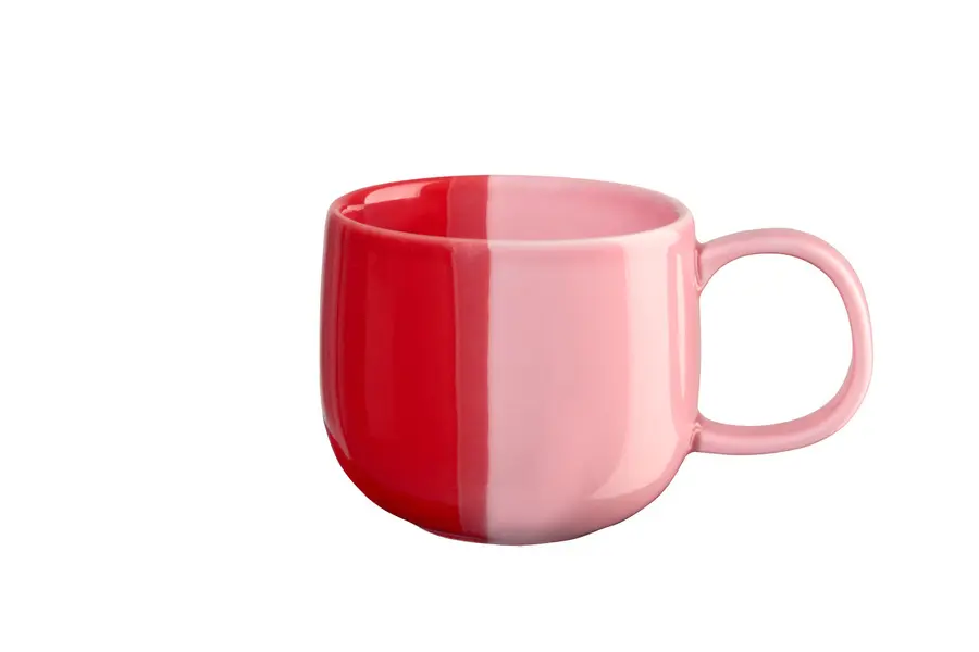 espresso cup, strawberry smoothie