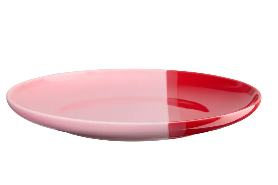 dessert plate, strawberry smoothie