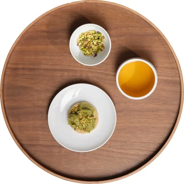 tray with feet