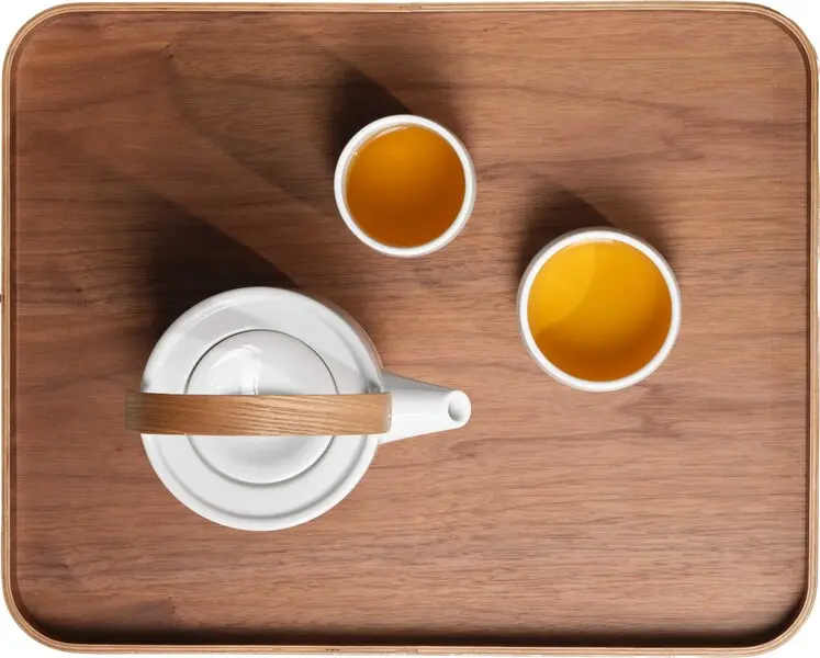 tray with feet
