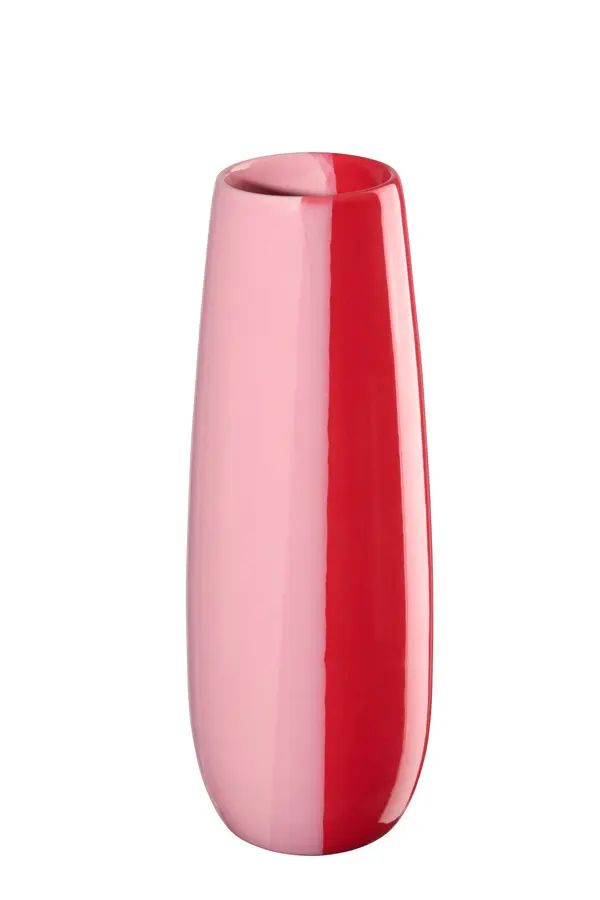vase, strawberry smoothie