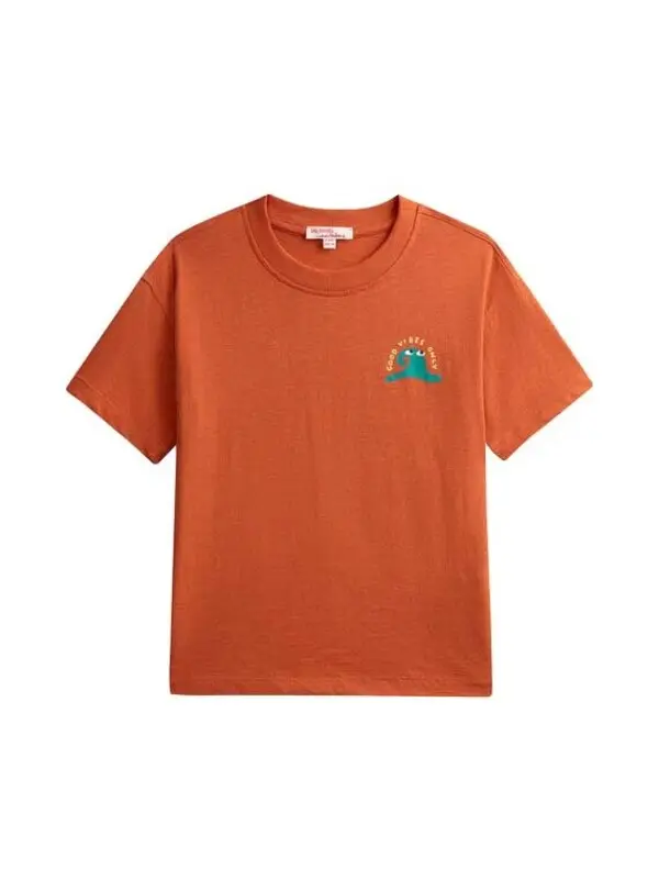 t-shirt with fantasy detail