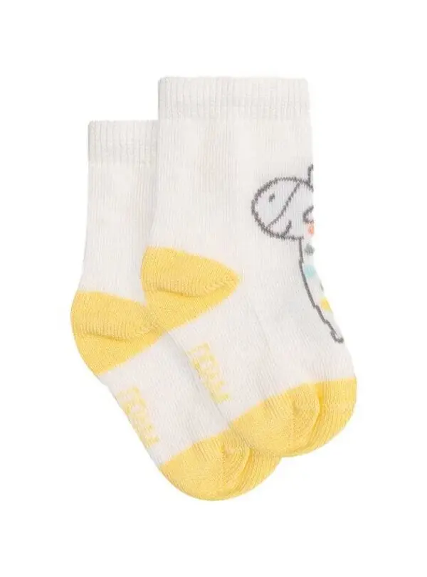 Newborn socks with giraffe pattern