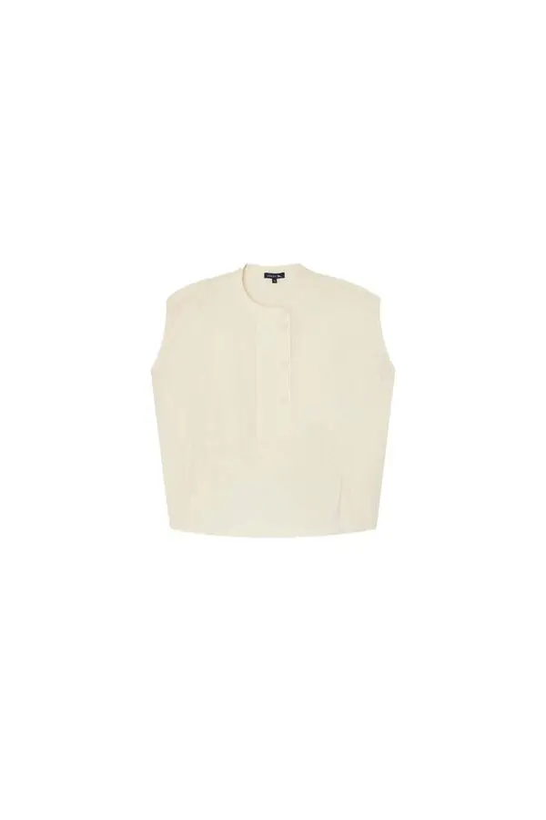 Loose fit curved cut Top