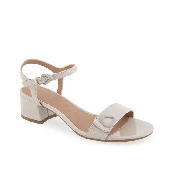 Low Block Heal Leather Sandals