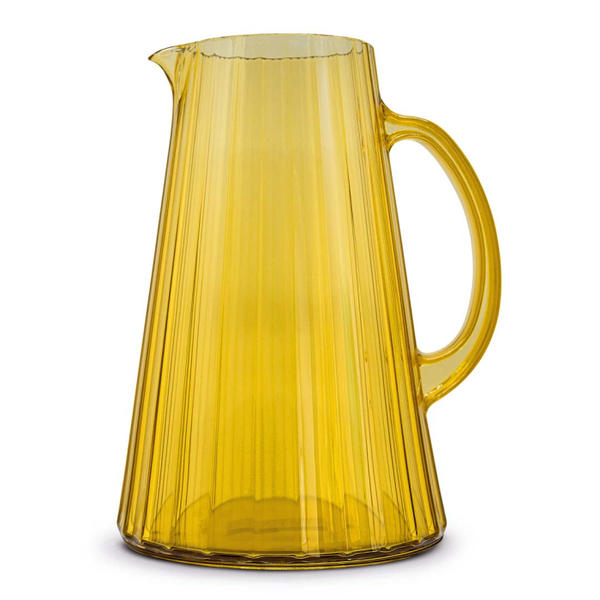 Acrylic jug. Capacity 2.5 L. Amber color.
