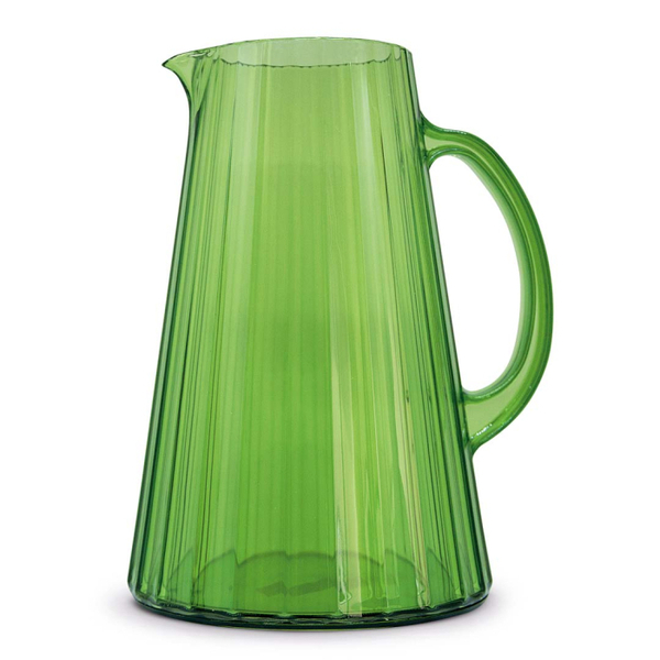 Acrylic jug. Capacity 2.5 L. Green color.