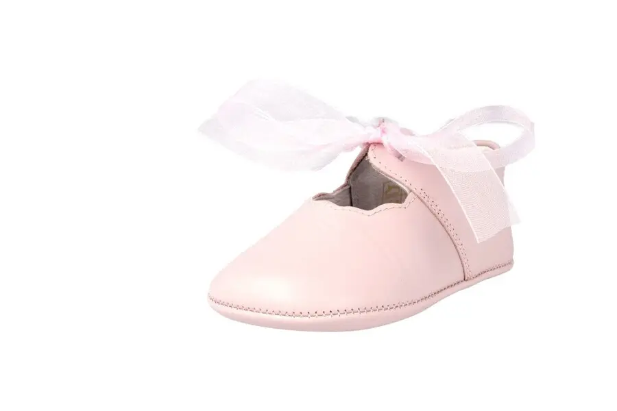  Scalloped Leather Pram Shoes with Bow Detail