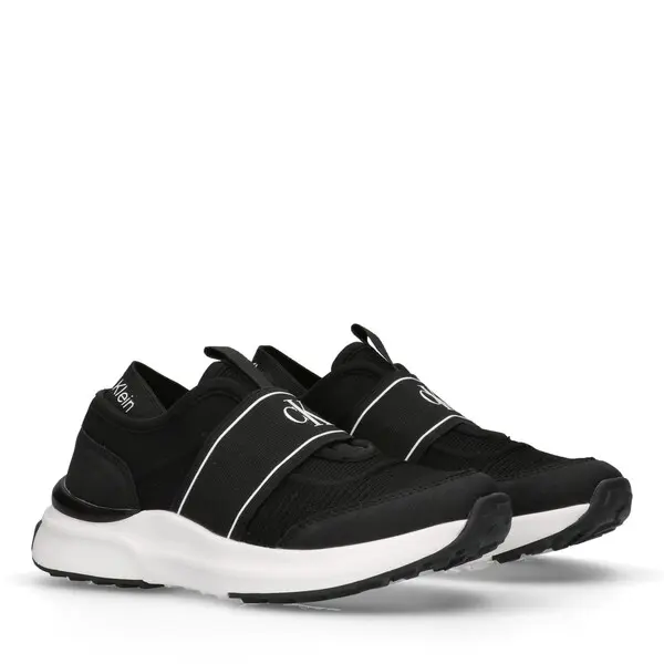 Low Cut Sneaker 