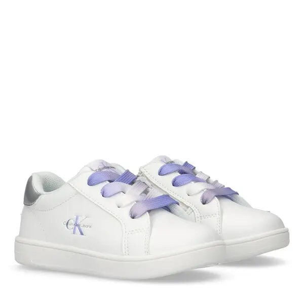 Low Cut Lace-Up Sneaker 