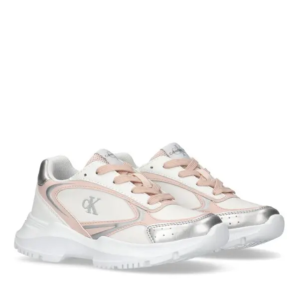 Low Cut Lace-Up Sneaker 