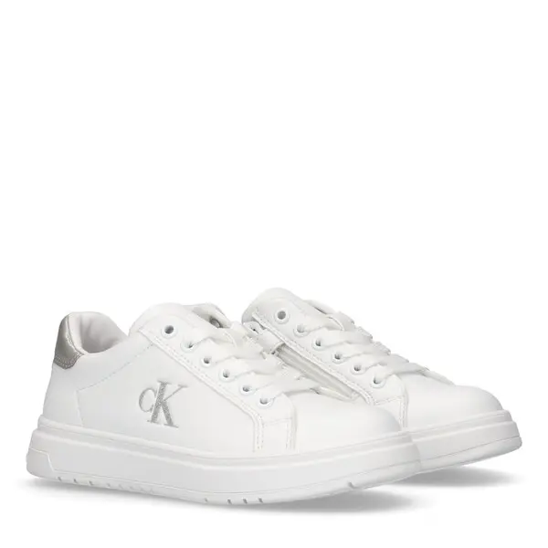 Low Cut Lace-Up Sneaker 