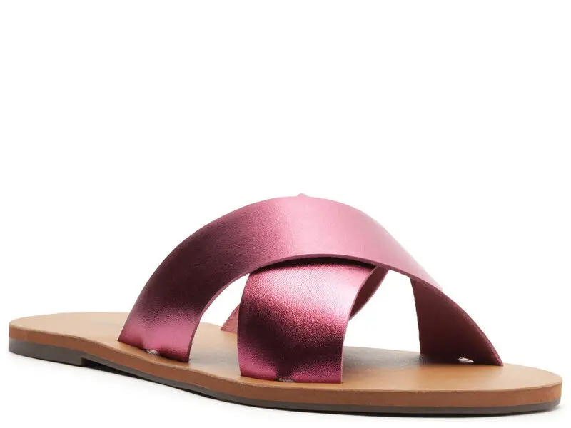 Flat Sandal with Crossed Straps