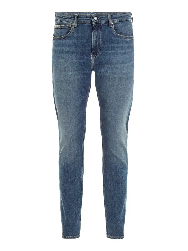 Tapered Slim Jeans