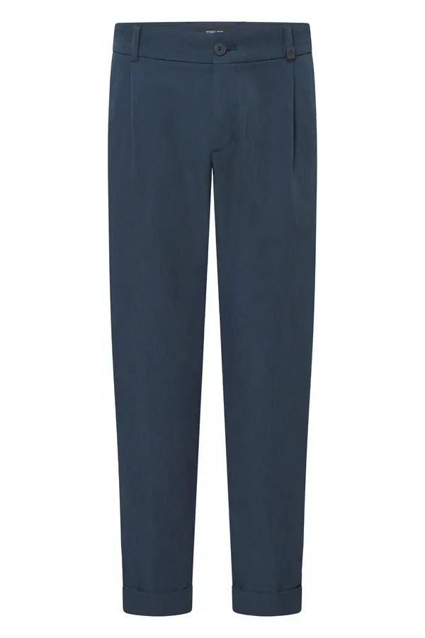 Relaxed Fit Louis Pleat-front