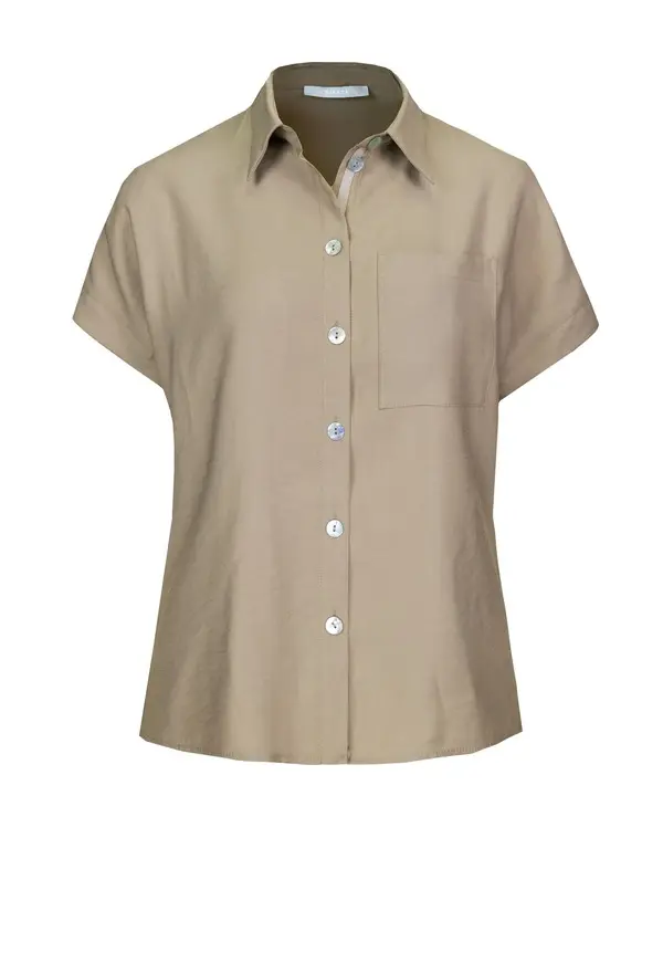 Straight oversize fit with side slits Shirt