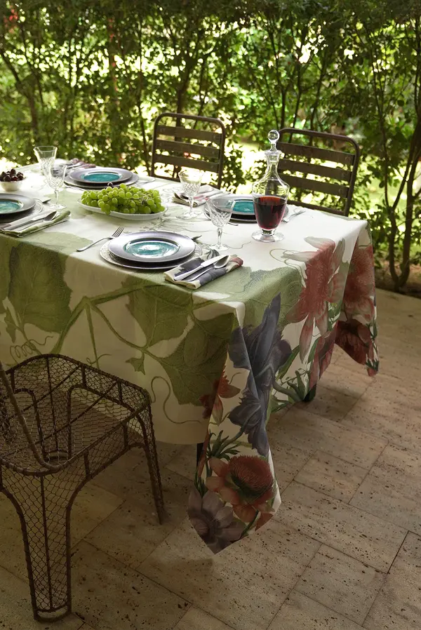 Table Cloth Eidos 180 x 270Cm