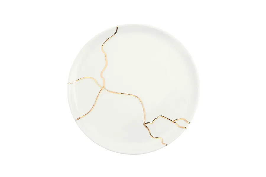 Spirits Gold Banded Flat Plate 20cm