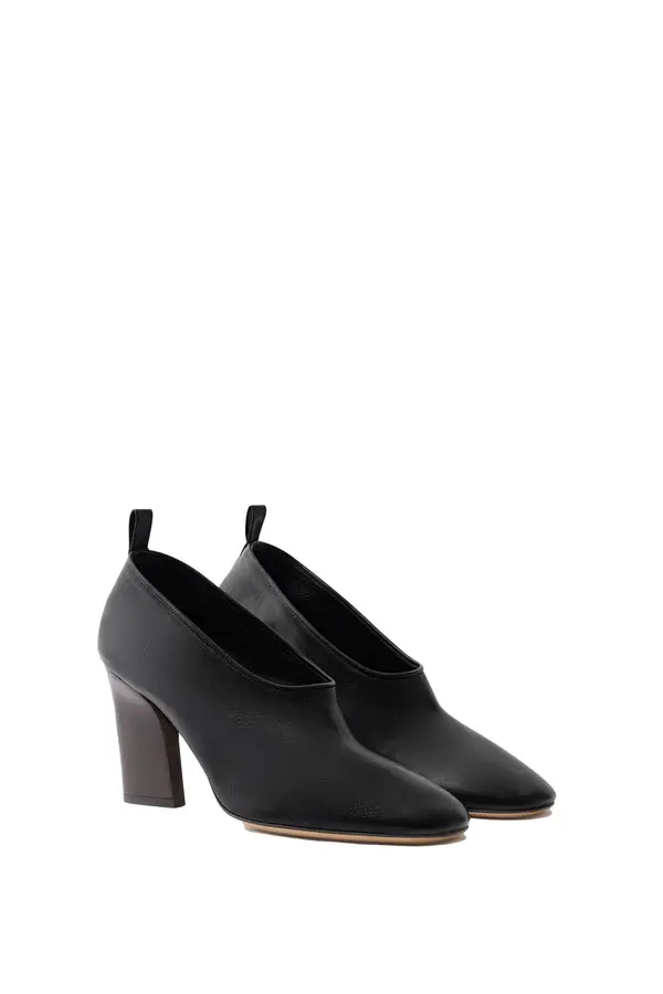 soft leather heeled pumps