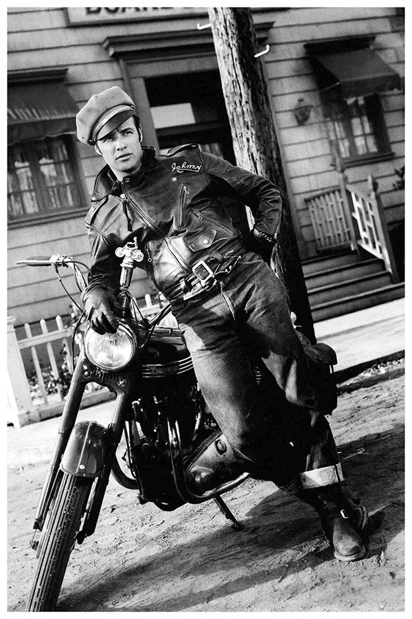 PORTRAITS N & B - Marlon Brando - Motorbike Poster