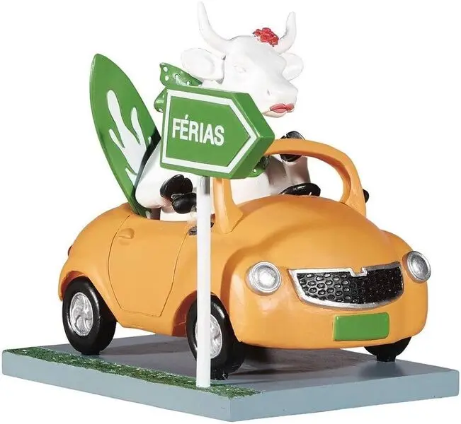 Cowrona Resin Statue