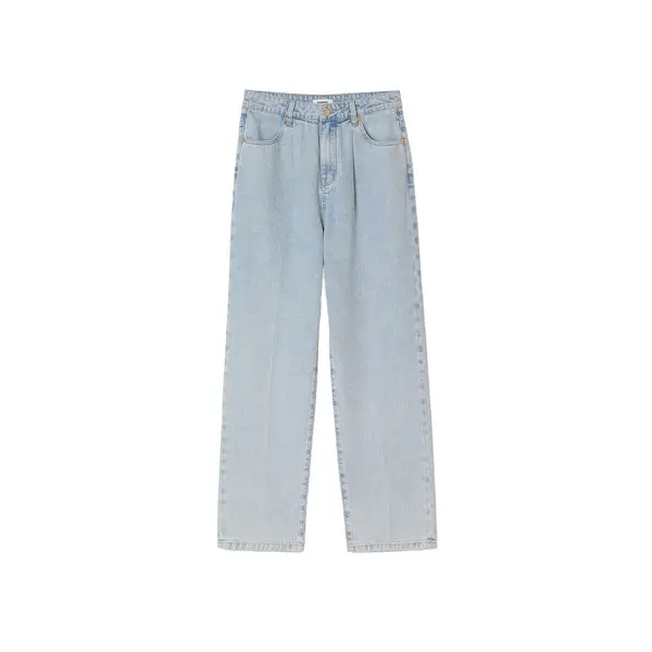 Straight-leg wide jeans in faded denim with patch pockets 