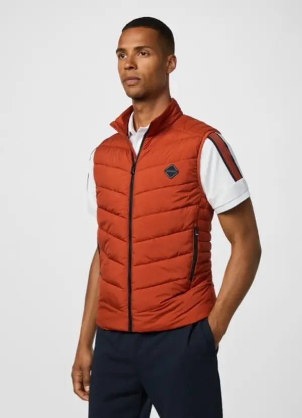 Lightweight bonded vest with moto-stitched shoulders