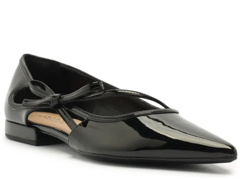 Patent Leather Cut-Out Flats with a Bow