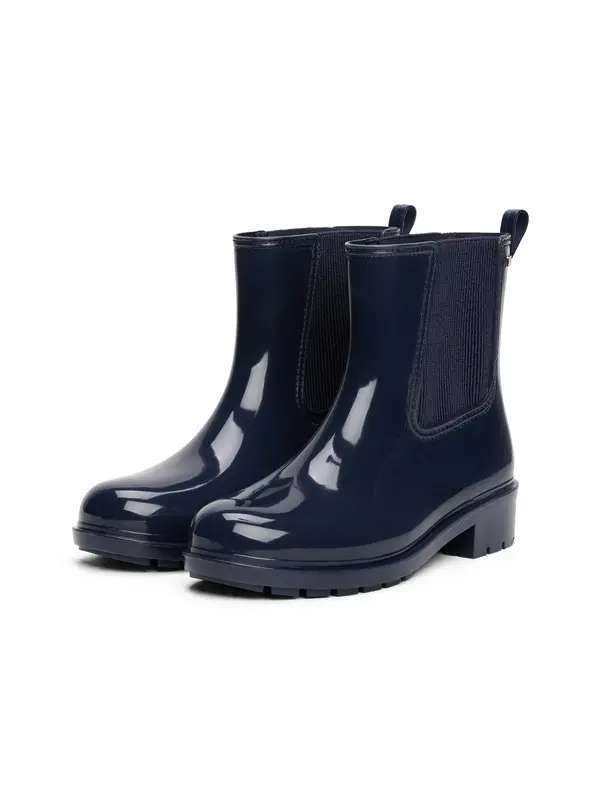 Glossy Ankle Cleat Rain Boots