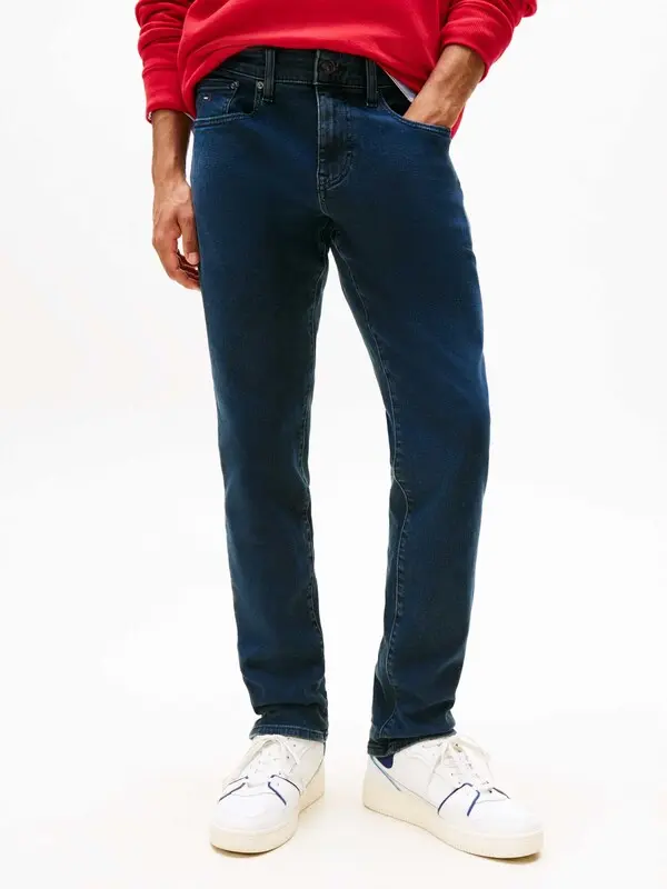 Slim Fit Jeans Image