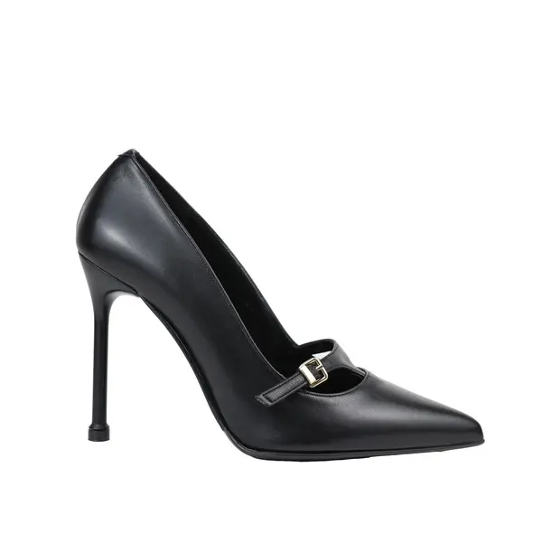 Pointed-Toe Pumps With Buckle Strap