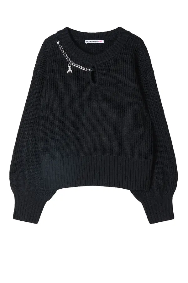 Ribbed Knit Sweater with Silver Chain Accent