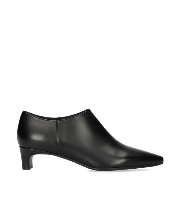 Leather Pointed Toe Kitten Heel Bootie