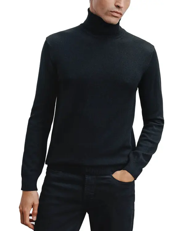 Turtle-neck Long Sleeved Sweater