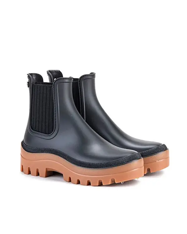 Platform Chelsea Leather Boots
