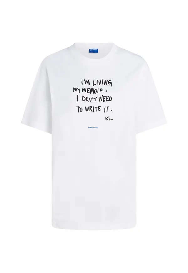 Oversized T-Shirt with "I'm living my memoir" Quote