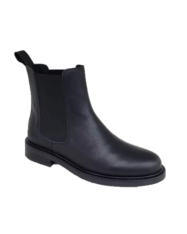 Classic Leather Chelsea Ankle Boots