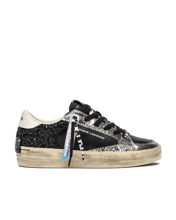 SK8 Deluxe Cold Hearted Sneakers Image