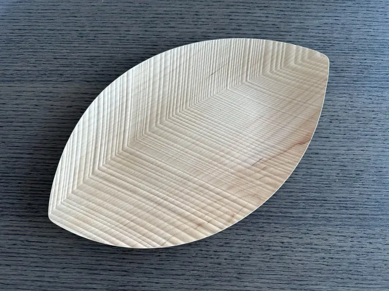 Small Leaf Serving Tray - Maple Wood