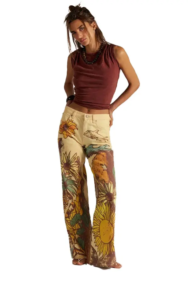 Mid Rise Printed Relaxed Fit Jeans