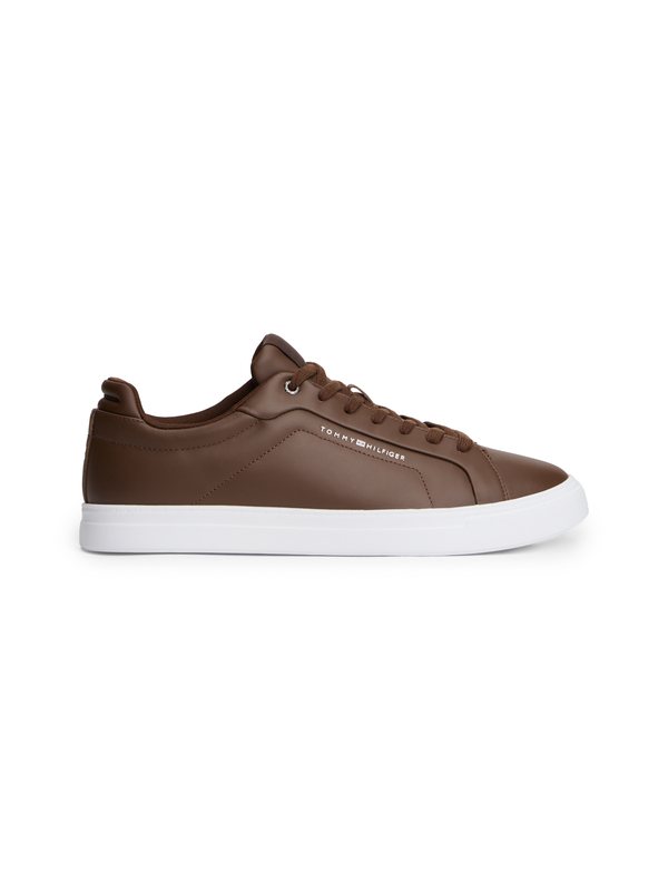 Essential Low top Leather Sneakers