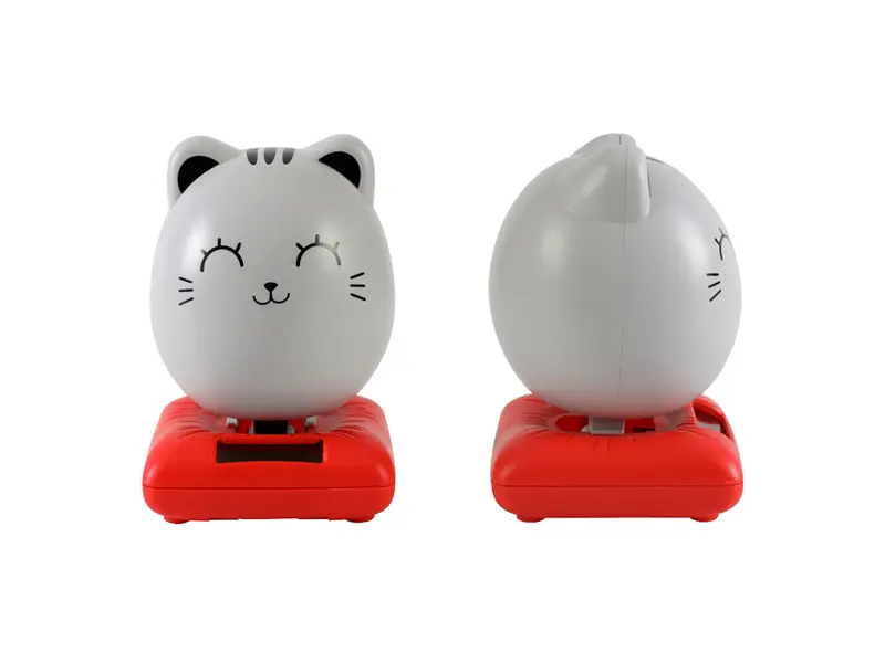 Solar-Powered Gadget Grey Cat 
